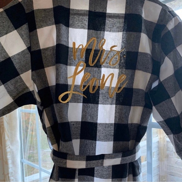 Personalized Embroidered Flannel Robe Gold Thread- Ashley - Picture 5 of 5